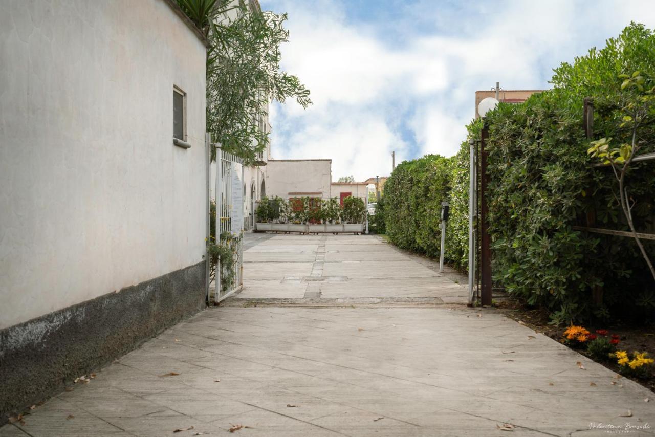 Villa Vesuviana Torre del Greco Bagian luar foto